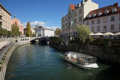 16931-F000605-turisticna_ladjica_na_ljubljanici_3756_orig_jpg-photo-m.jpg